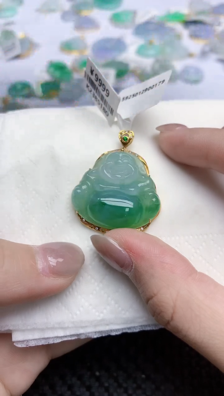 【闪购商品】翡翠颈饰18K金镶嵌天然翡翠A货