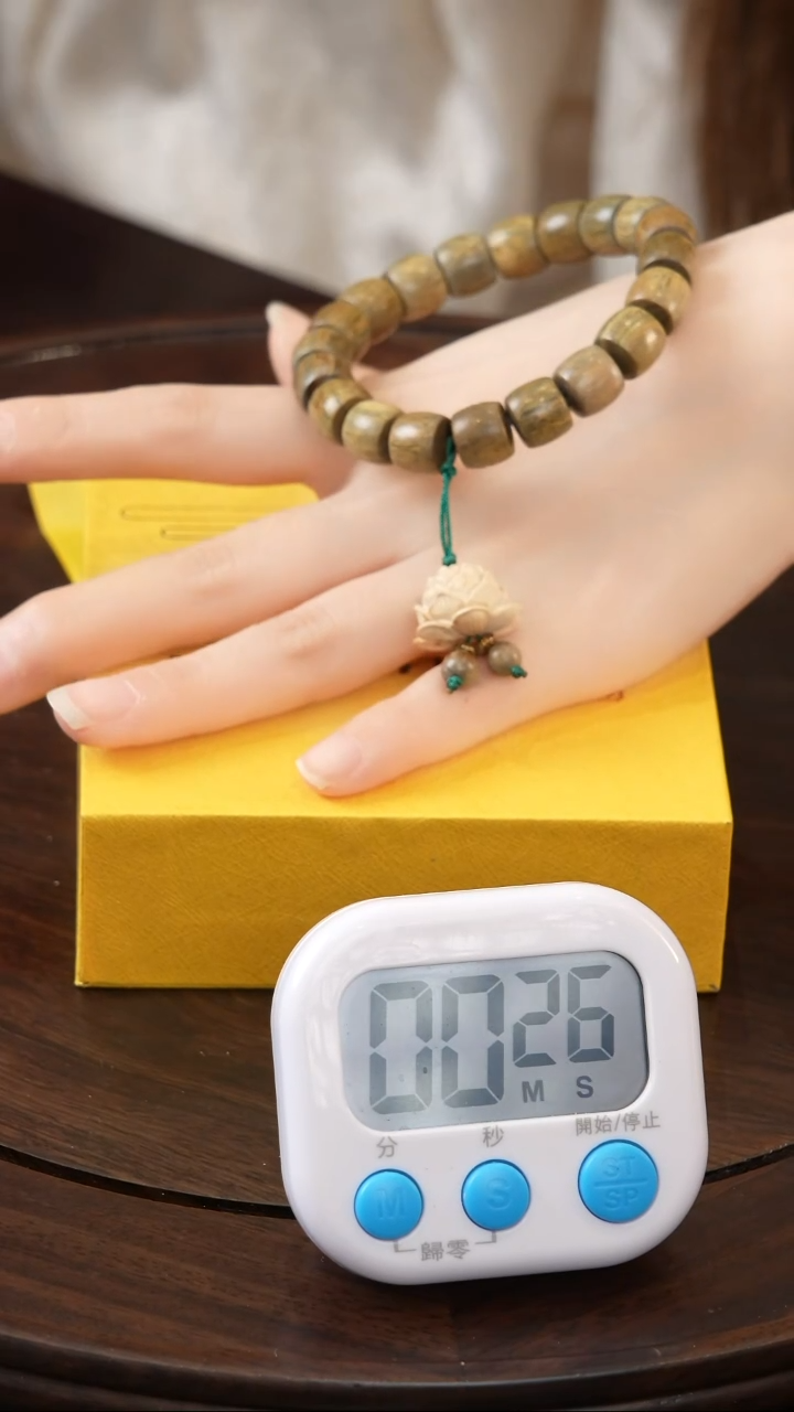 绿檀莲花单圈手串