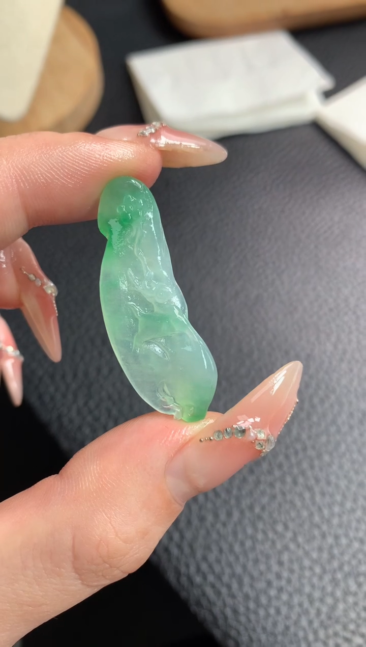 【闪购商品】定制翡翠未镶嵌毛货