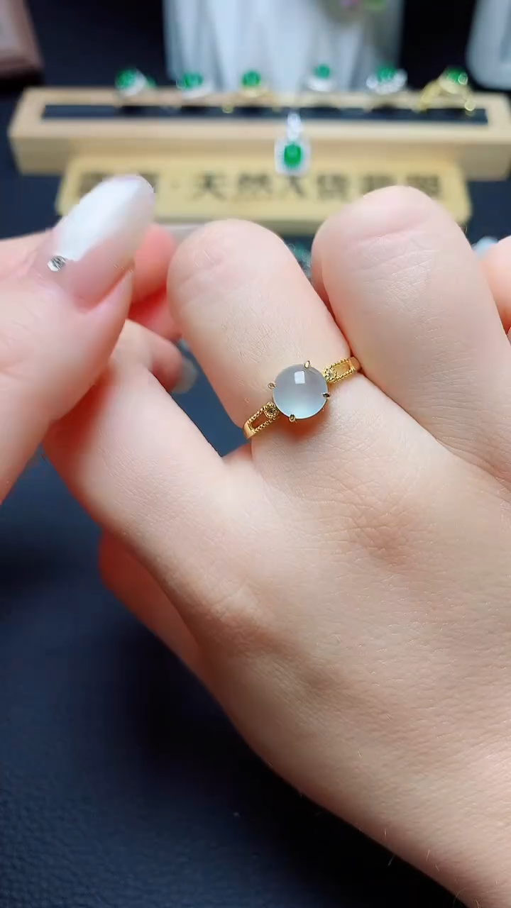 翡翠戒指银S925镶嵌天然翡翠A货s925银镶