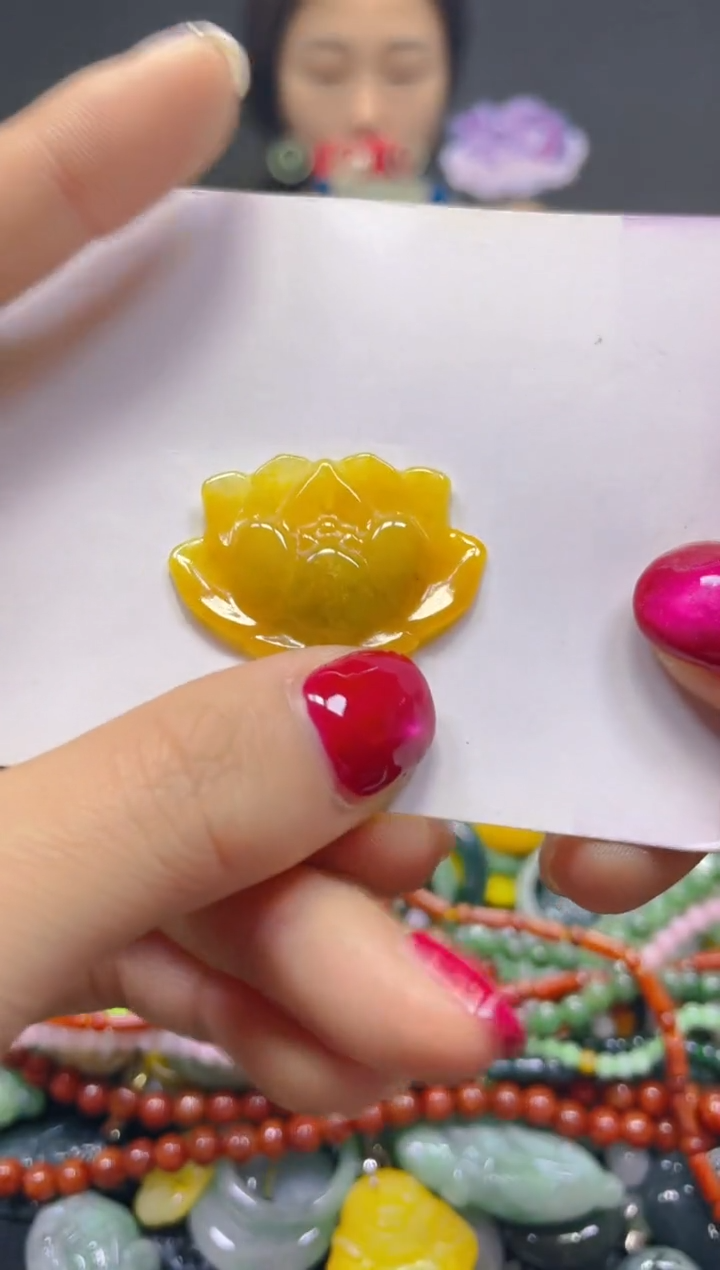 颈饰未镶嵌翡翠/G/翡翠A货，一件也是批发价