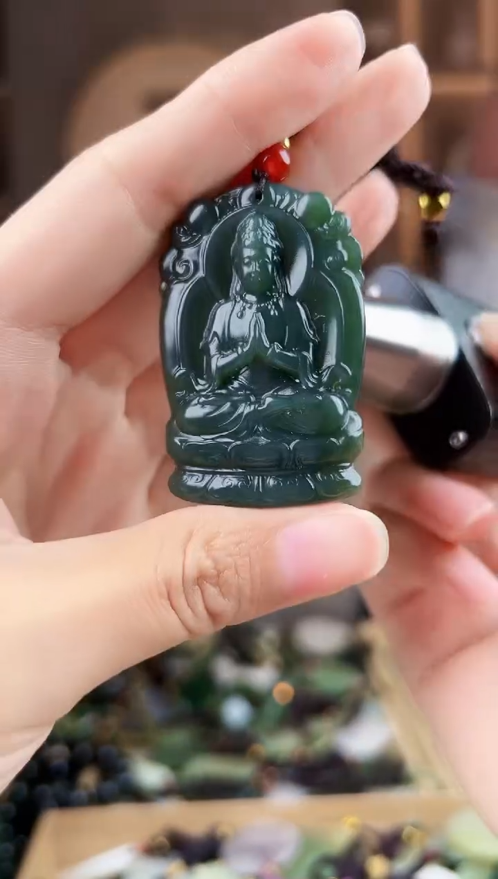 颈饰未镶嵌和田玉拍一发一，多样性发货