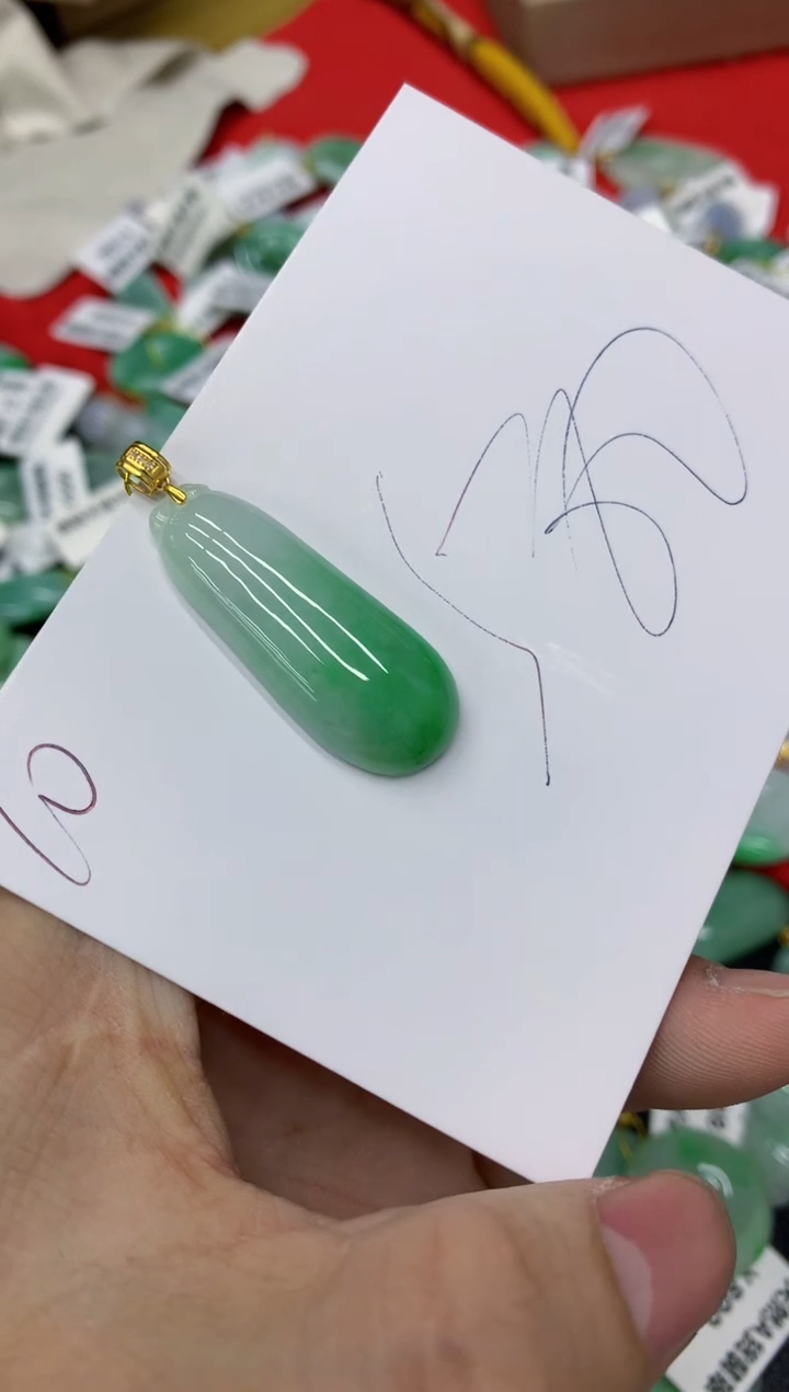 【闪购商品】翡翠颈饰18K金镶嵌1111111111