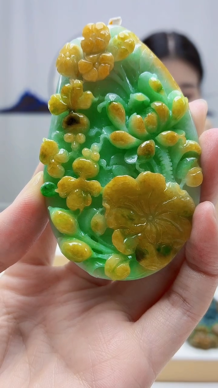 未镶嵌定制翡翠4812zm-毛货挂件46