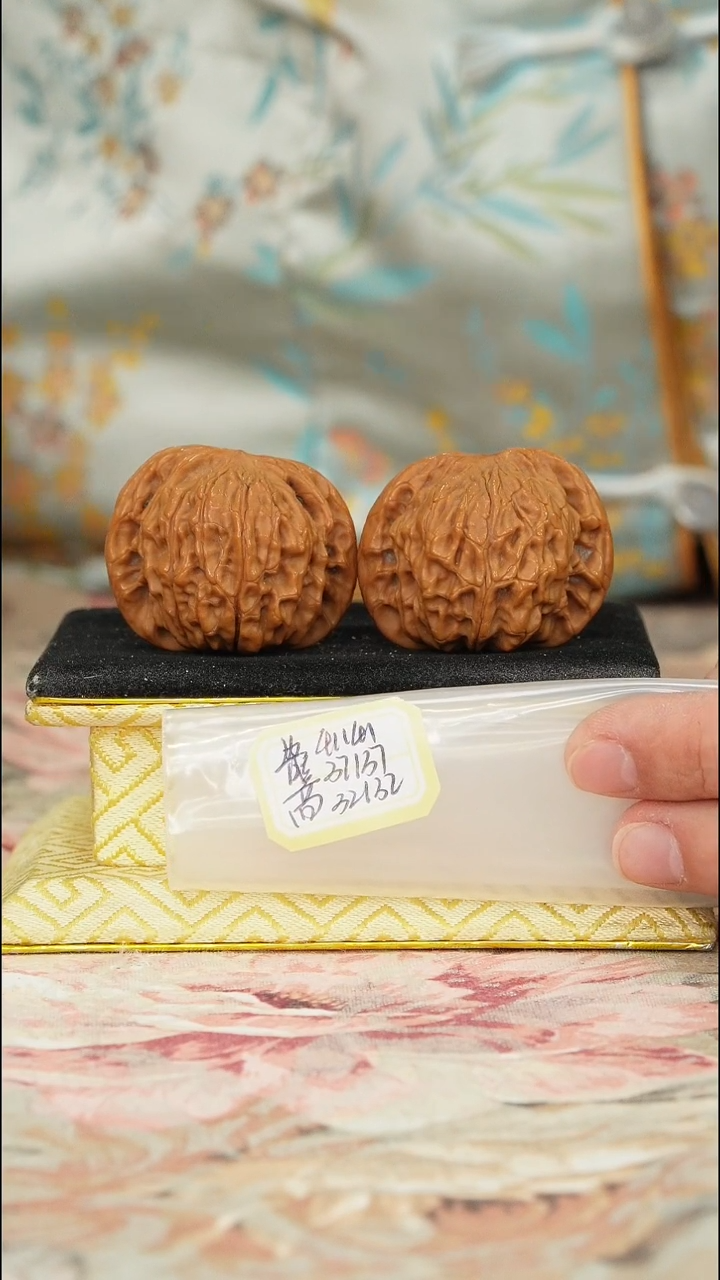 【闪购商品】文玩核桃把件磨盘