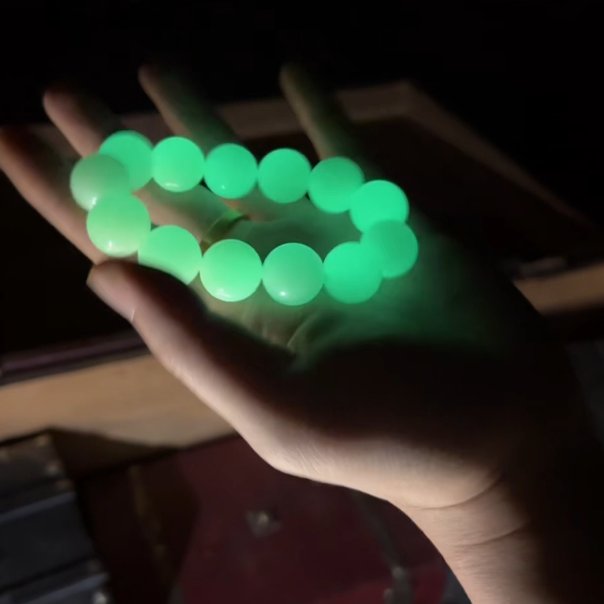 精选家居摆件精选家居摆件大头绿手串现代仿古摆件