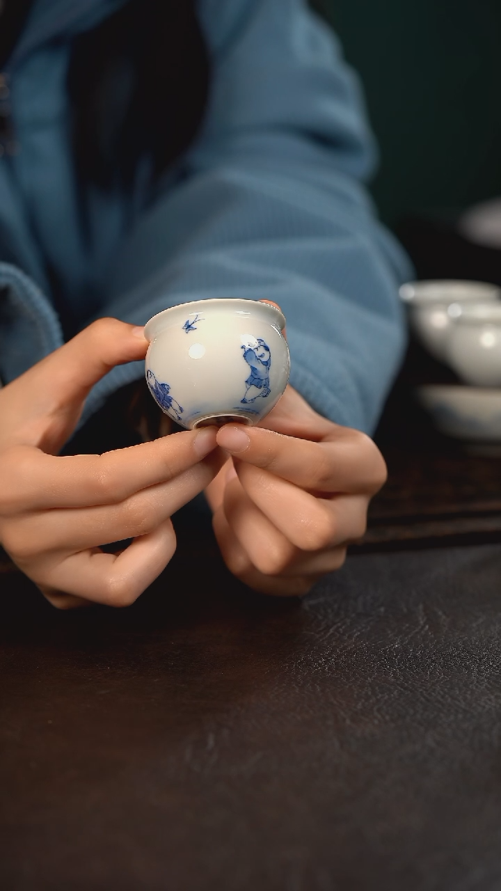 【闪购商品】杯聚澜堂童子扑蝶小缸杯