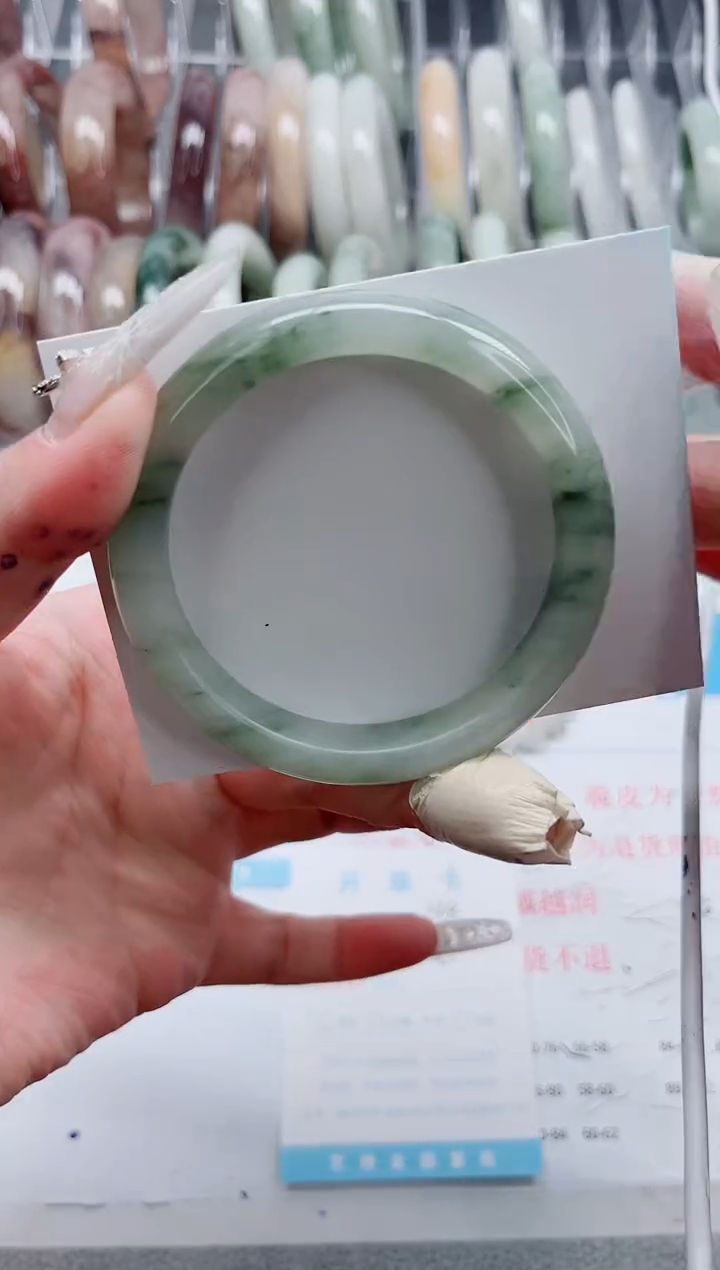 【闪购商品】石英质玉手镯未镶嵌A148-56.2