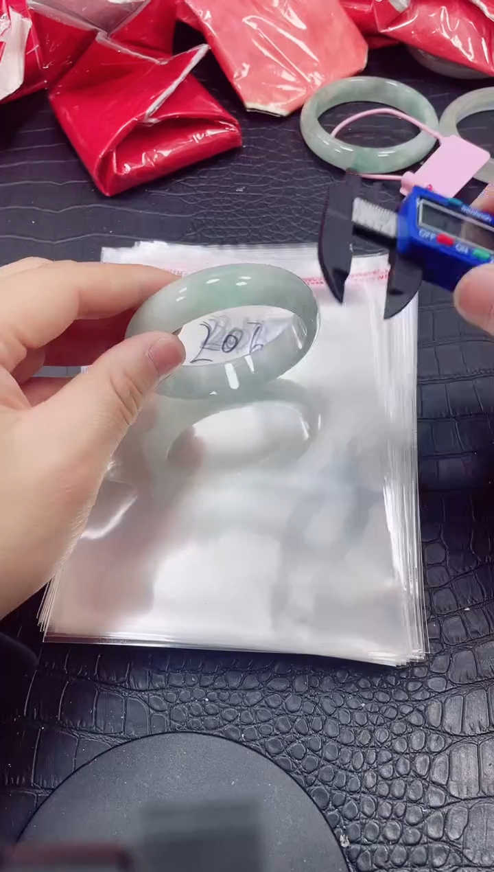 非金属无小哥206号手镯59.1圈口轮胎