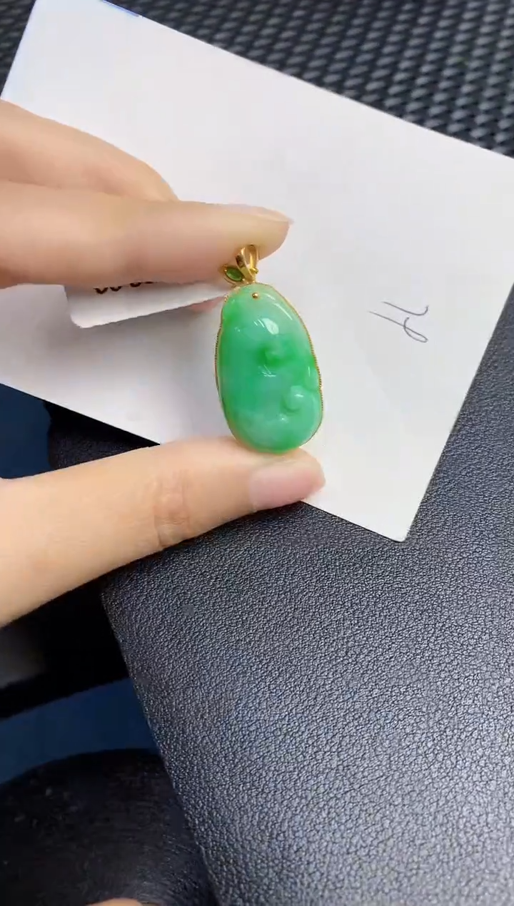 【闪购商品】翡翠颈饰18K金镶嵌000000000