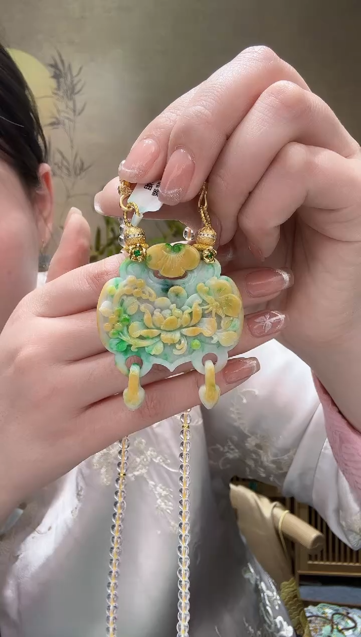 【闪购商品】翡翠颈饰未镶嵌吊坠