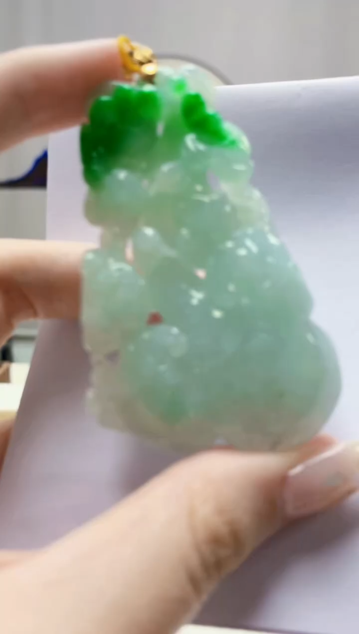 18K金镶嵌定制翡翠5060jw-毛货挂件144