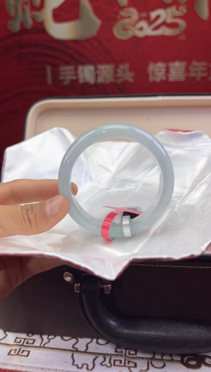【闪购商品】翡翠手镯未镶嵌翡翠手镯