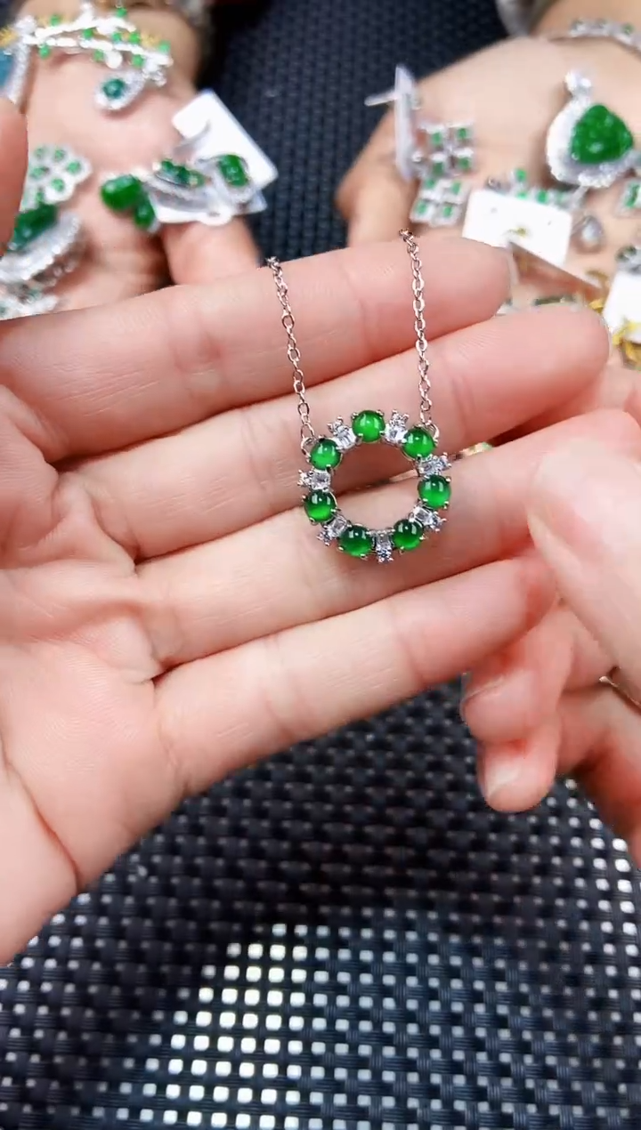 【闪购商品】翡翠项链未镶嵌11111111