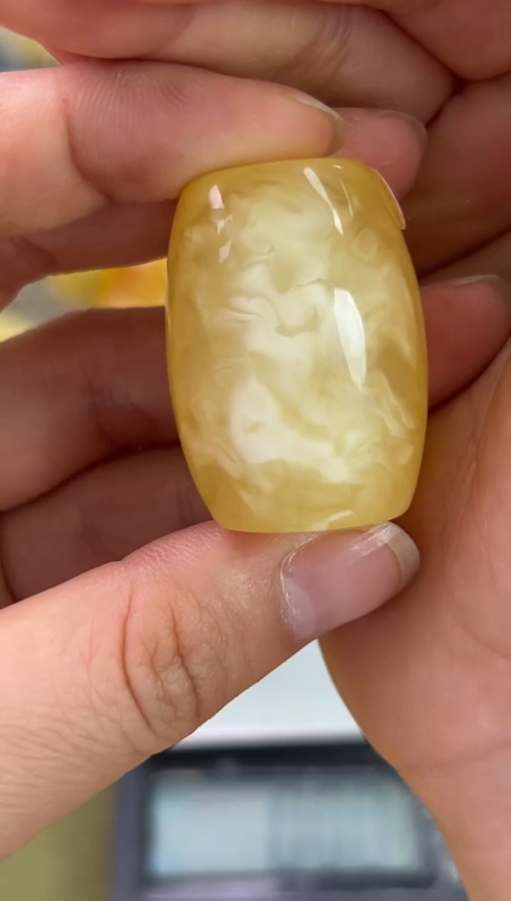 裸石琥珀未镶嵌琥珀蜜蜡吊坠