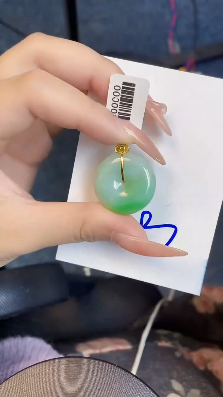 【闪购商品】翡翠颈饰18K金镶嵌00000000