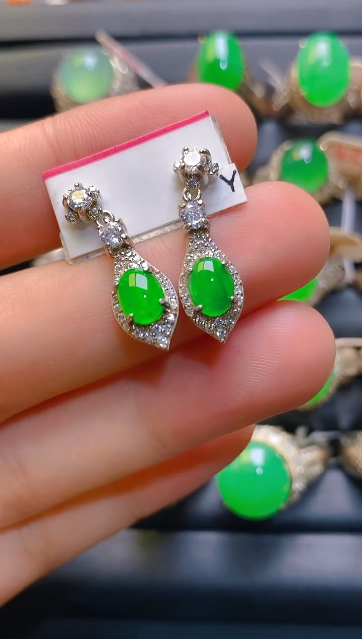【闪购商品】翡翠耳饰银S925镶嵌天然A货翡翠1