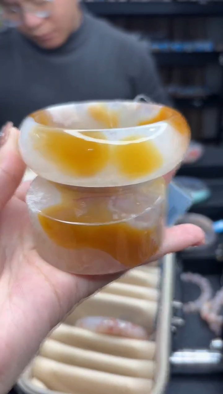【闪购商品】石英质玉手镯未镶嵌629（61圈赠送镯心）