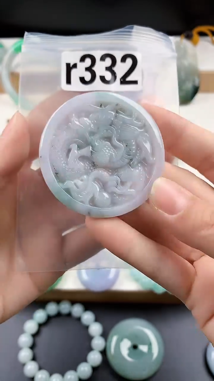 颈饰未镶嵌翡翠天然翡翠吊坠挂件