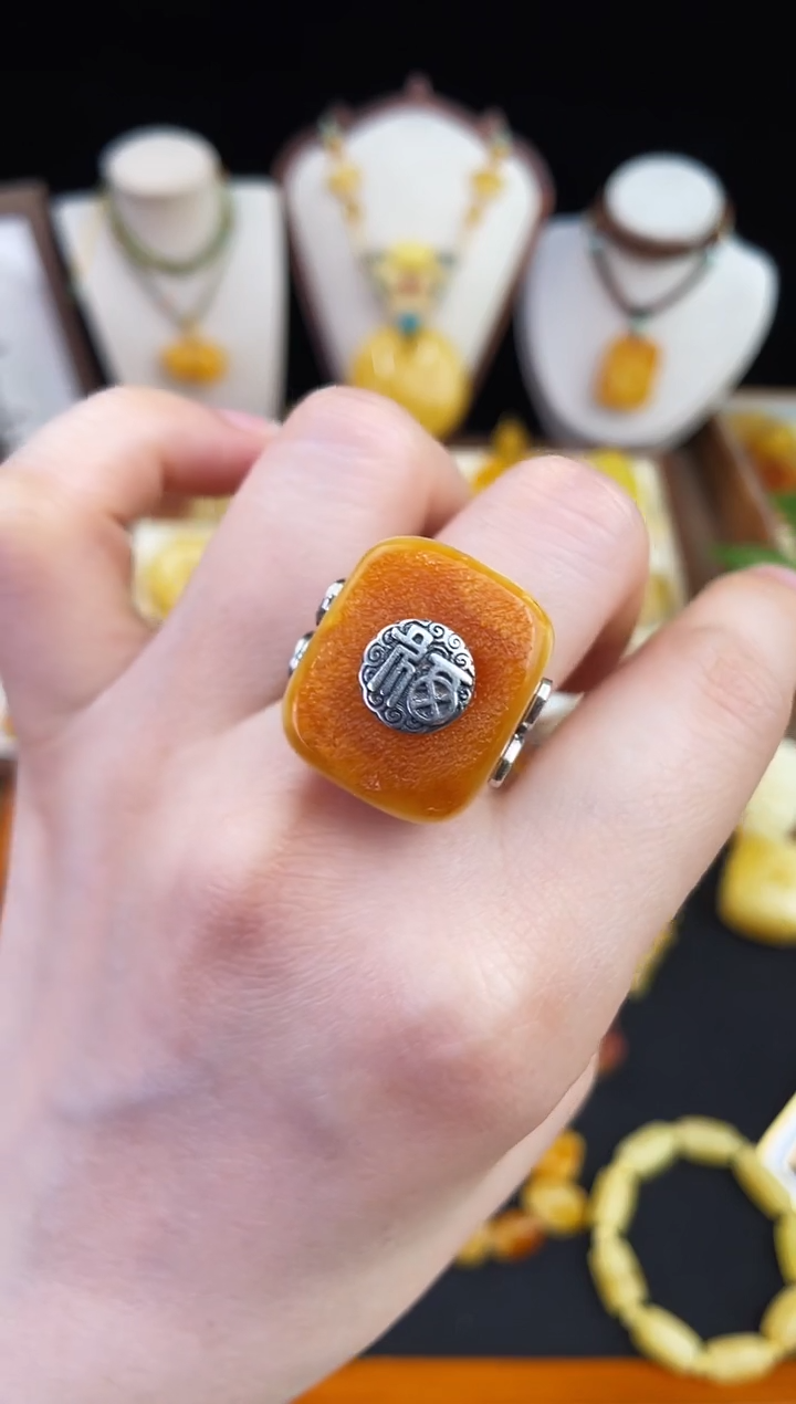 琥珀未镶嵌珠宝奇石柒月