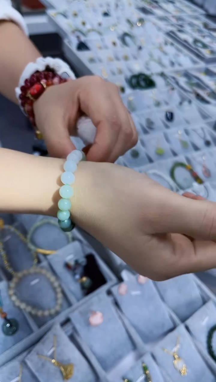 【闪购商品】和田玉手串未镶嵌12312多样性发其一