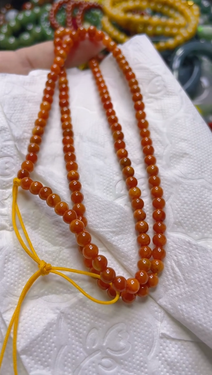 颈饰未镶嵌翡翠4MM