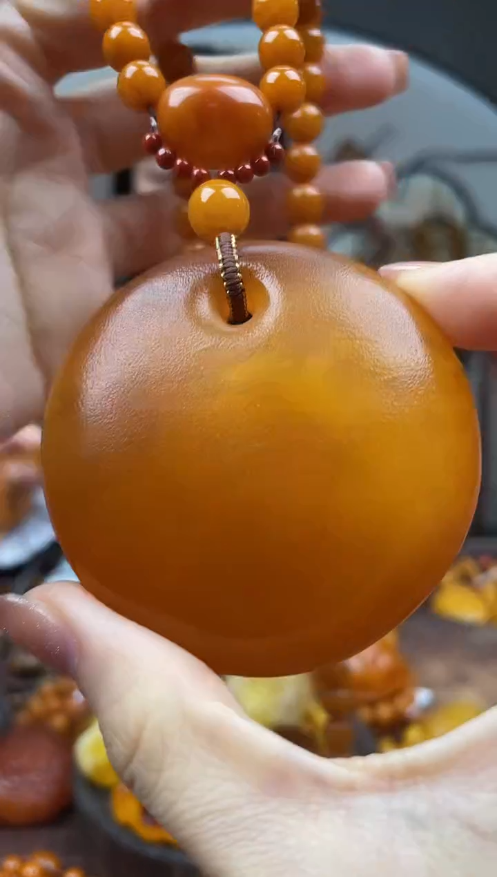【闪购商品】琥珀裸石未镶嵌首饰 假1赔4 （多样性发货1件