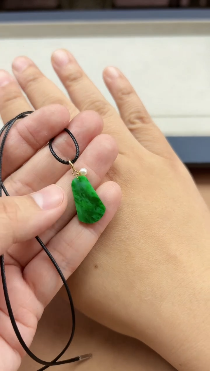 【闪购商品】翡翠颈饰18K金镶嵌挂件