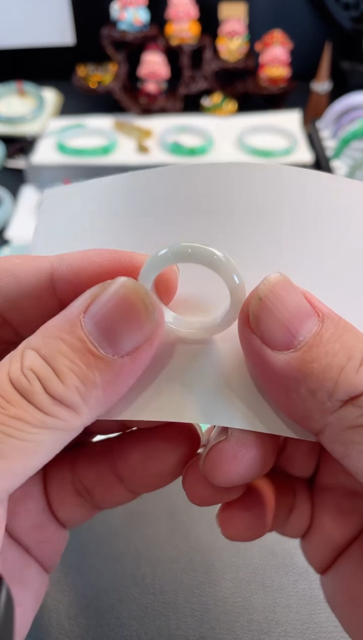 翡翠手镯未镶嵌3有纹裂1314