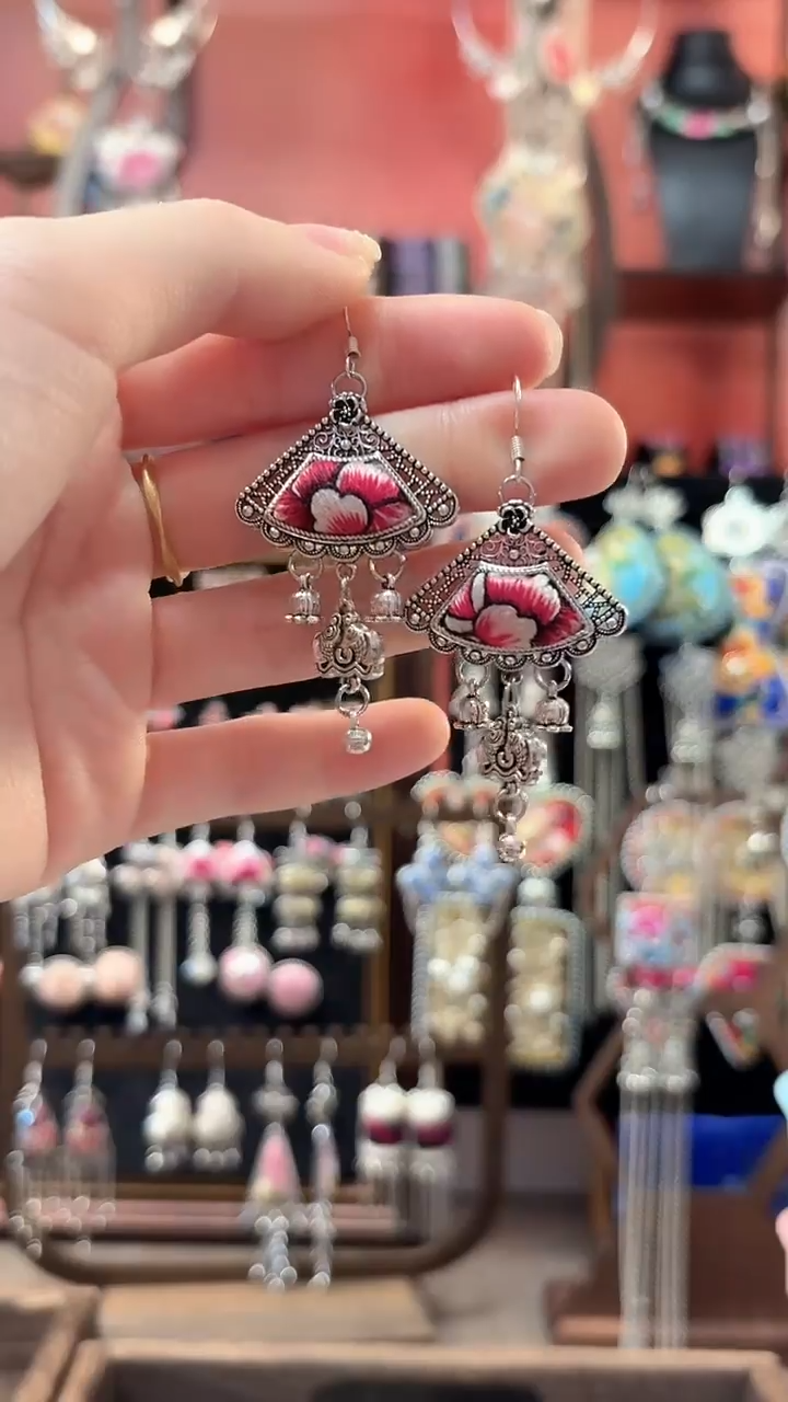 织绣 云织谣民族风精美饰品   257