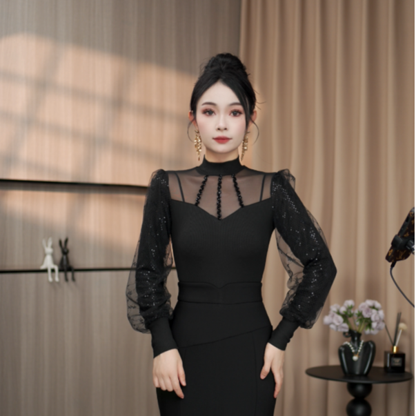 欧货蕾丝拼接圆领长袖T恤女性感微透修身时尚气质打底衫镂空上衣