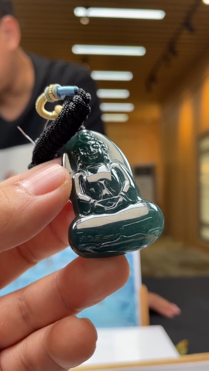 翡翠未镶嵌颈饰********61