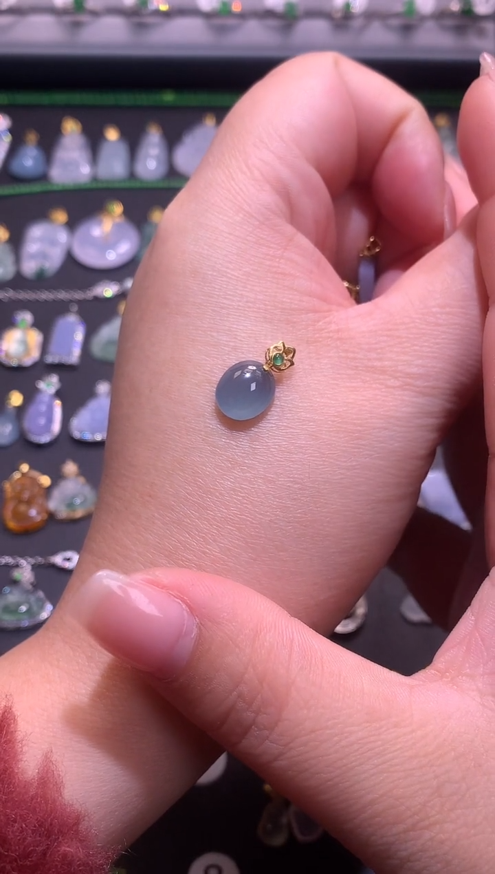 【闪购商品】翡翠吊坠(不含链)18K金镶嵌1