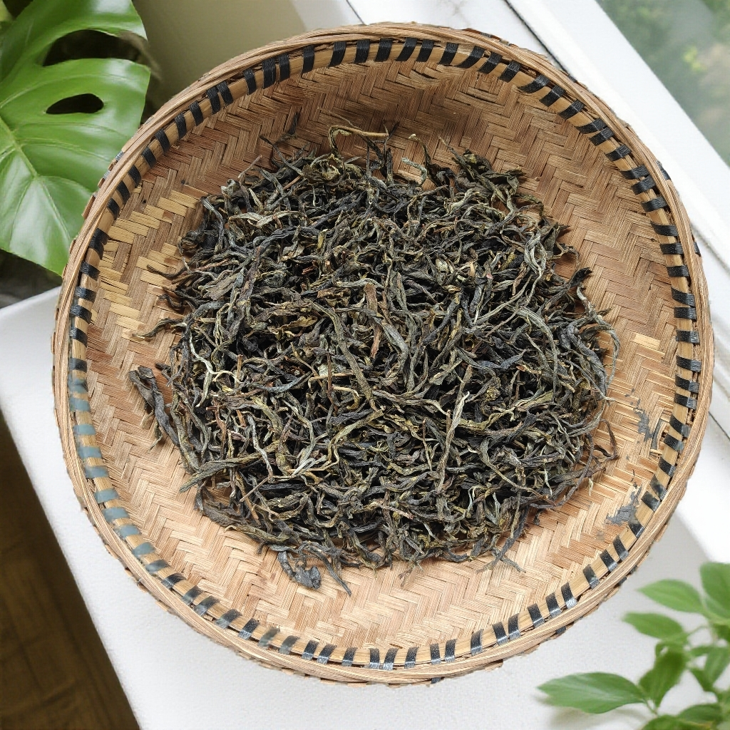 【周年庆】2023年 邦旭 李文慧家 藤条头春古树挑采普洱生茶散茶