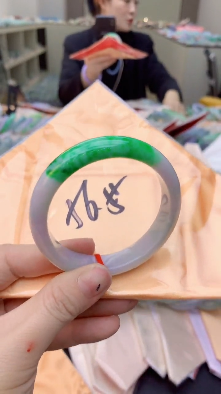【闪购商品】翡翠手镯未镶嵌0362247416