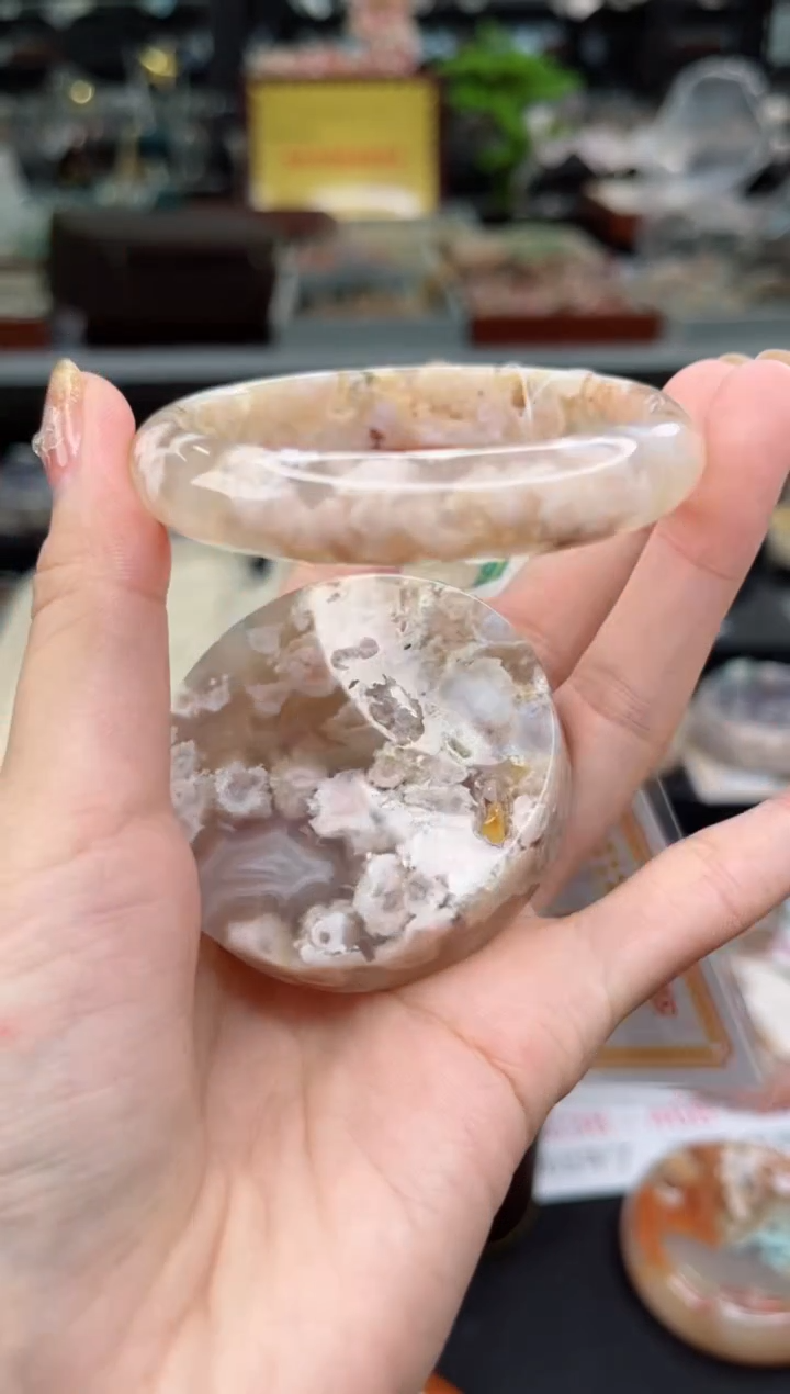 【闪购商品】石英质玉手镯未镶嵌57圈口（赠送镯心）6507495