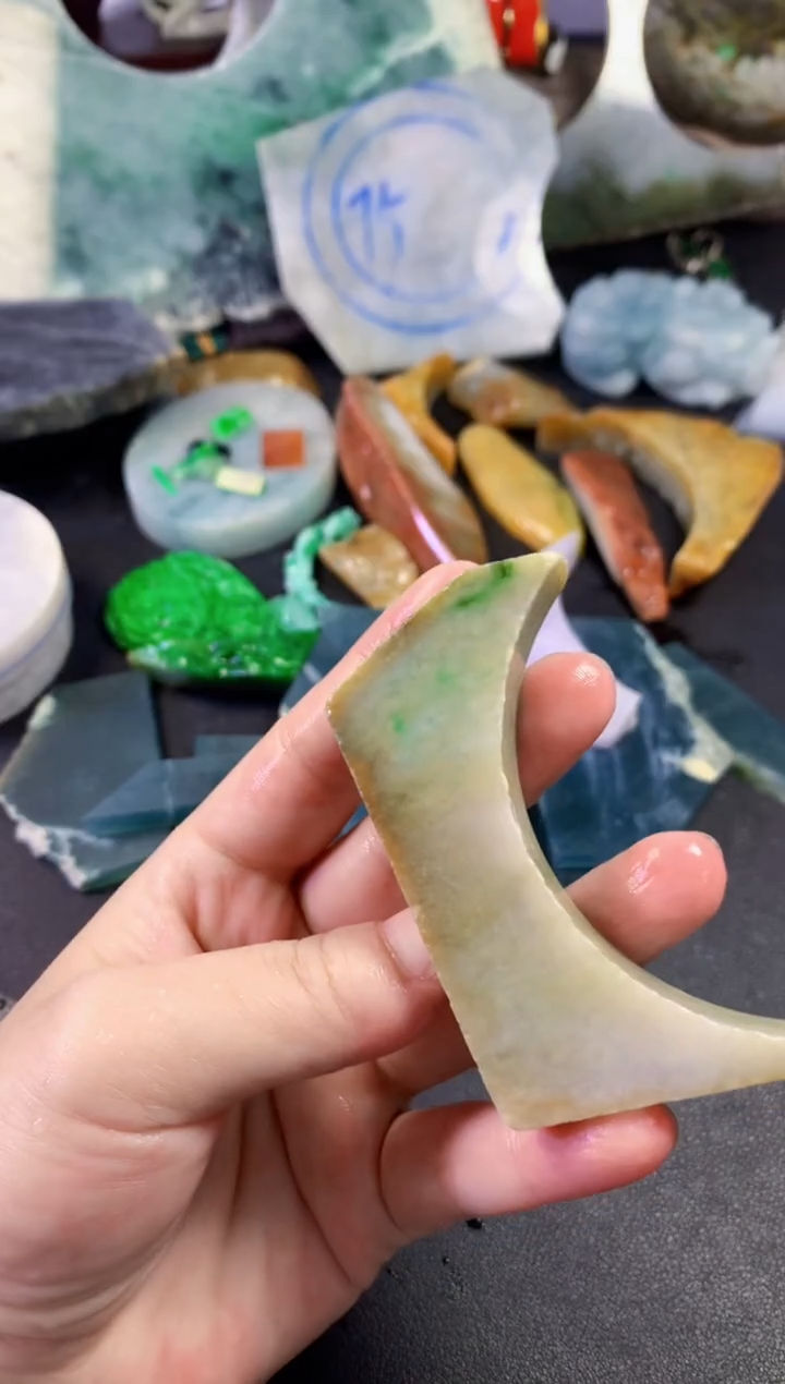 翡翠未镶嵌颈饰165天然翡翠