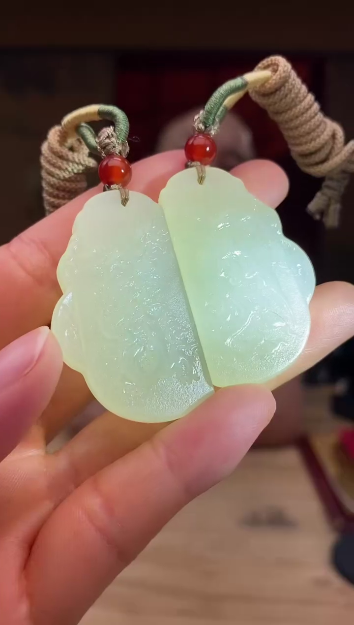 和田玉未镶嵌颈饰d047