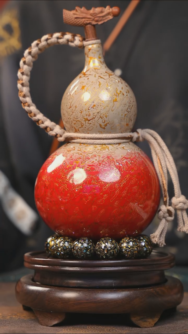 【闪购商品】YW199漆艺酒葫芦不包手串及旋转底座