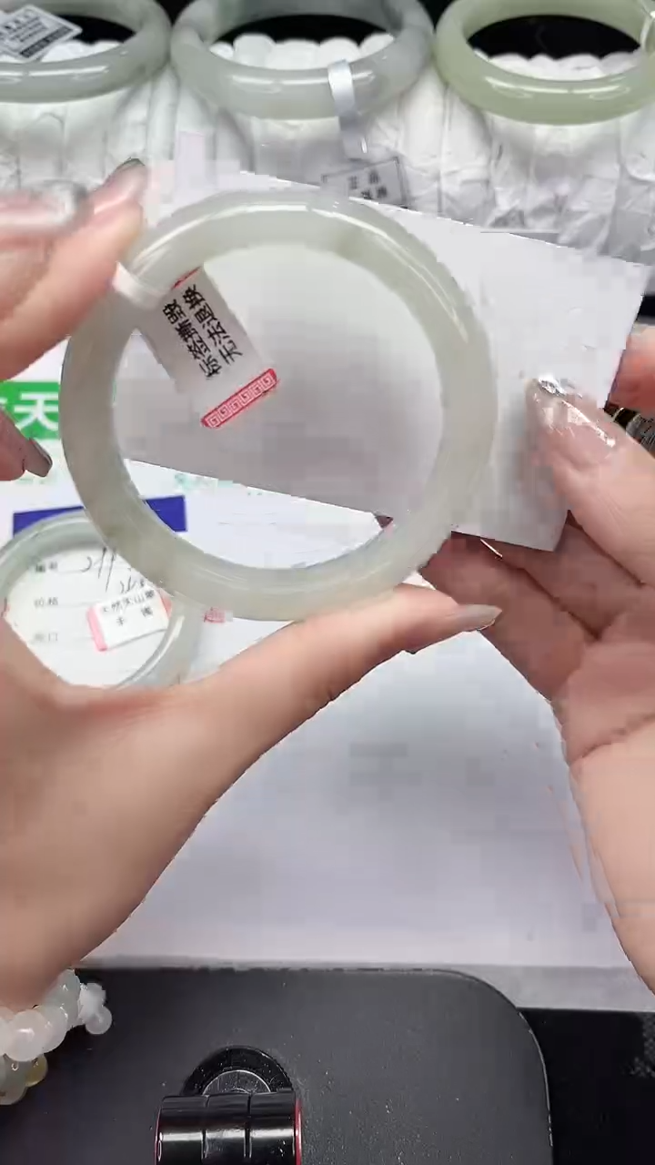 未镶嵌手镯石英质玉220-54/55