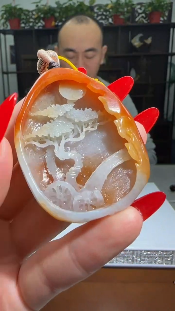 【闪购商品】翡翠颈饰未镶嵌天然翡翠A货吊坠