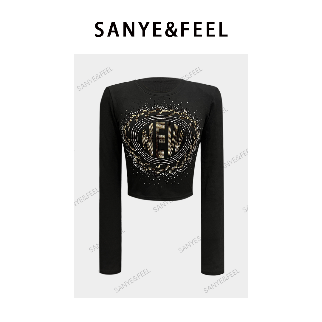 sanye&feel/妍三也【酷帅霸气】辣妹正肩烫钻加绒显瘦上衣54093YX