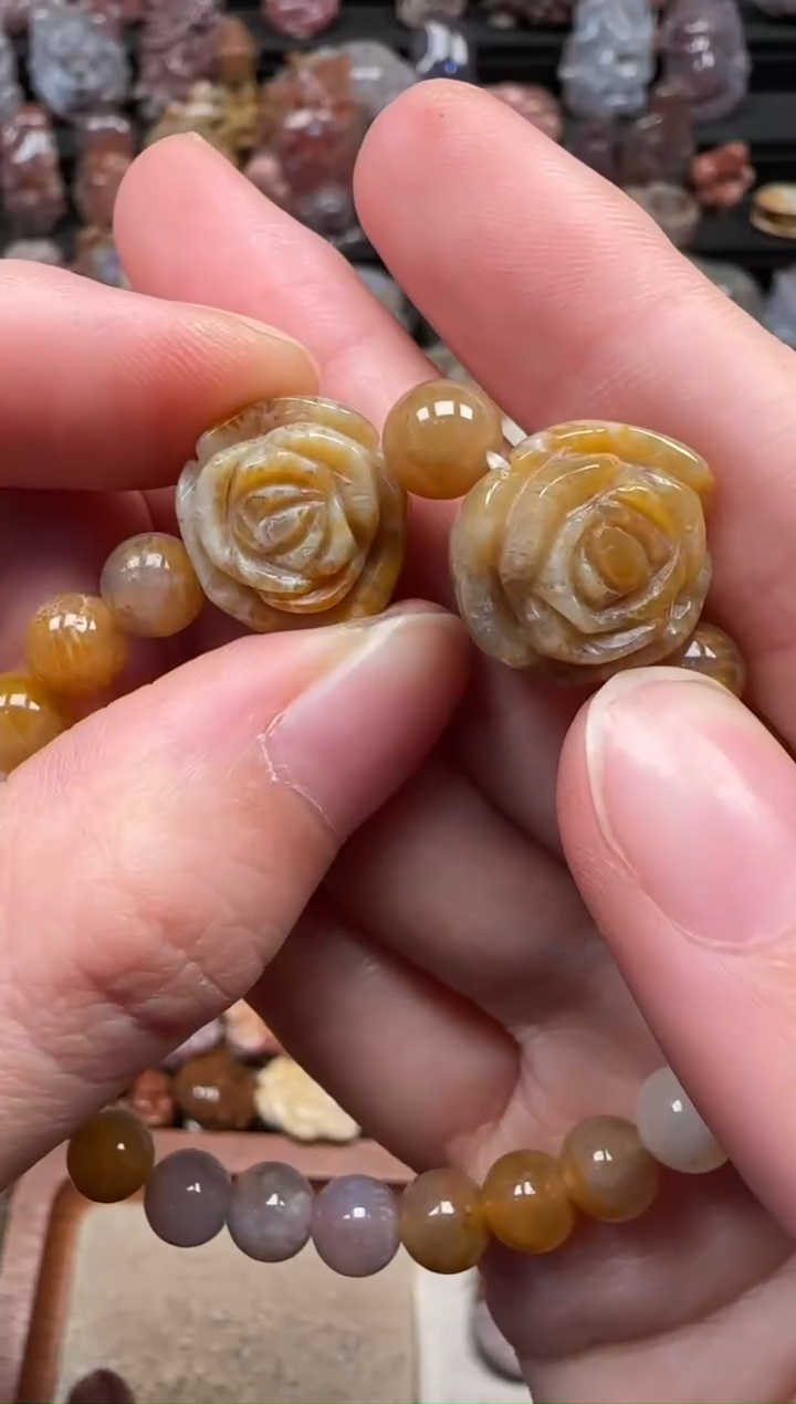 颈饰未镶嵌硅化珊瑚（珊瑚玉）565