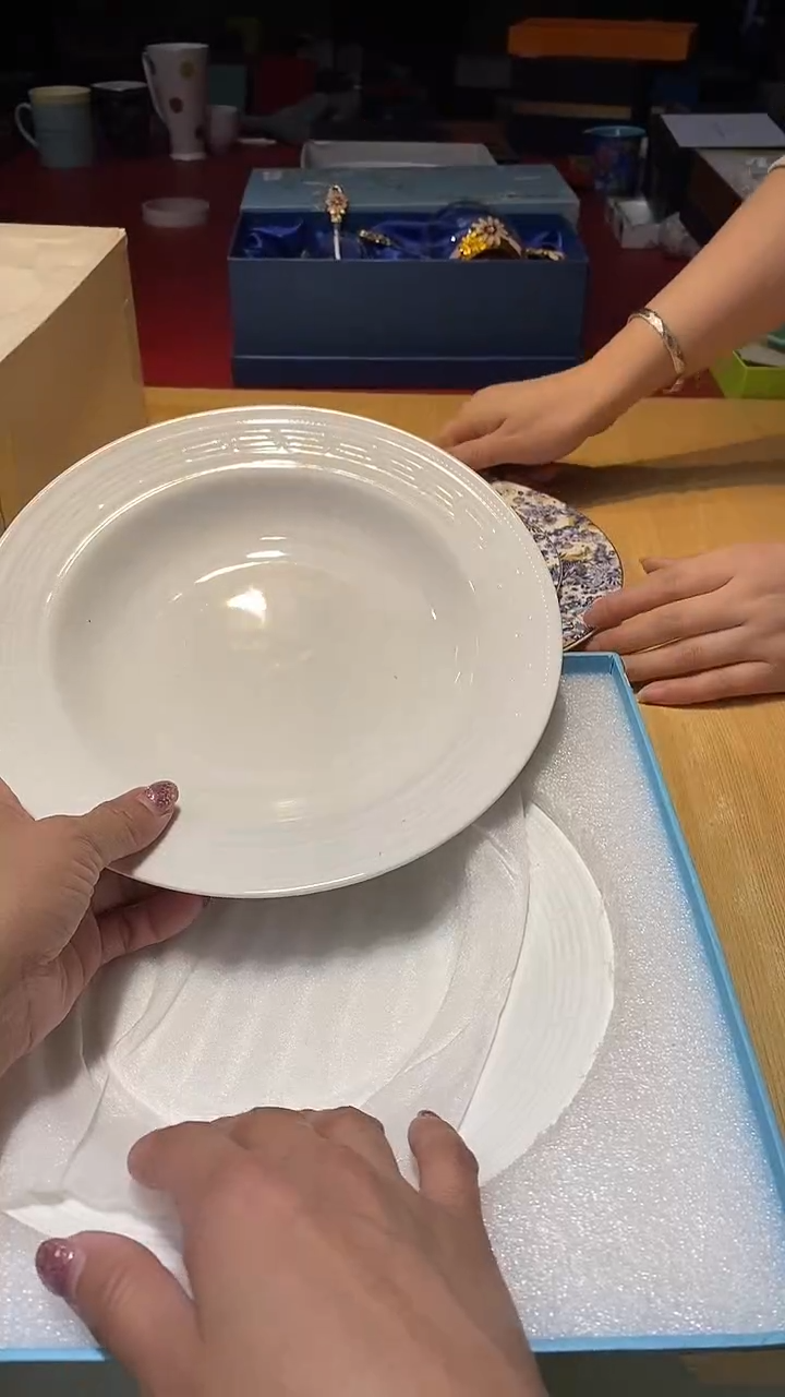 瓷片生活的本意是开心啊@@1