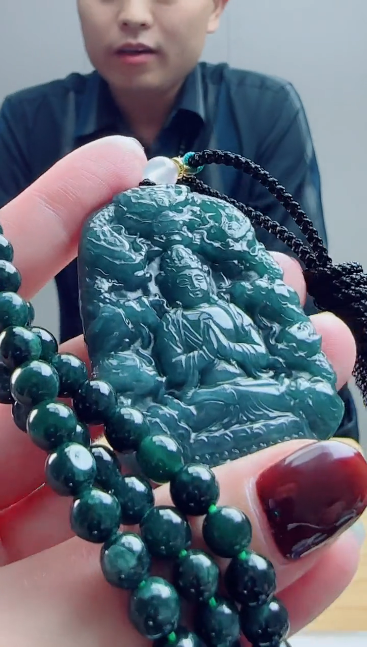 颈饰未镶嵌翡翠天然A货翡翠  多样性发其一