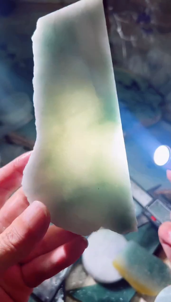 【闪购商品】翡翠颈饰未镶嵌翡翠A货小猫88