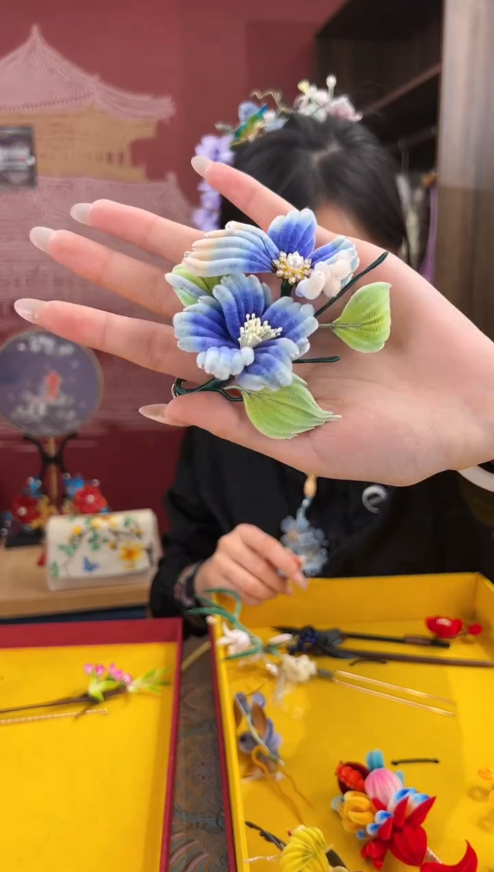 【闪购商品】刺绣 非遗绒花（发饰）