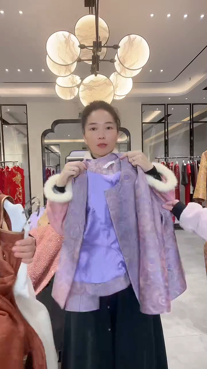 紫气东来定制款上衣 xl码 799