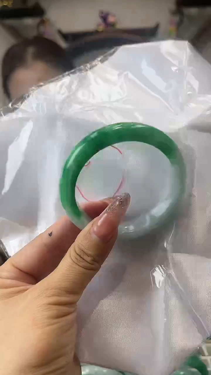 【闪购商品】砖雕闪18 圈口56.8 独货手镯