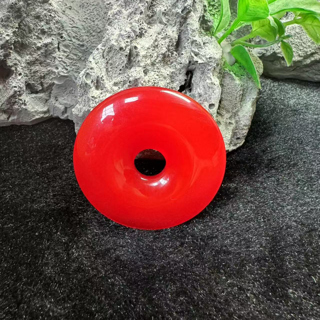 九心火莲平安扣玛瑙吊坠